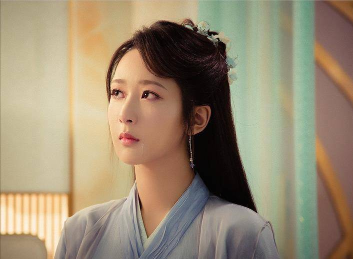 事实证明,"消失"1年半的邓伦,已经走上了一条不归路_罗云熙_杨紫_偶像