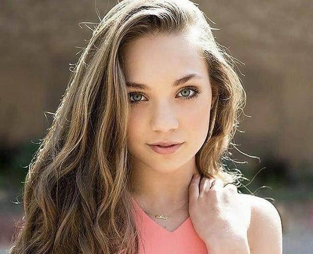 的舞技震慑,她就是现年14岁的美国女星麦蒂·齐格勒(maddieziegler)