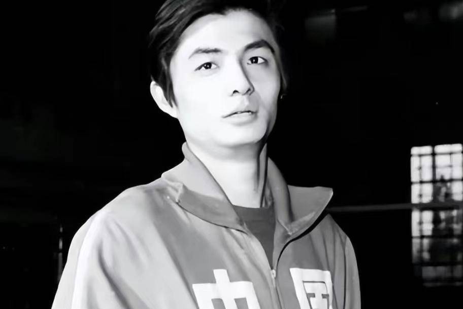 到石油大亨,分手又再婚,导演儿子要纪录汪嘉伟的人生_比赛_张瑜_邓星