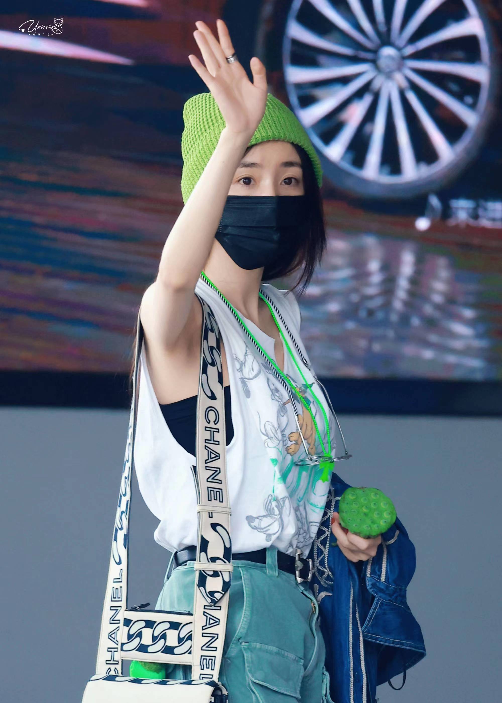 原创杨幂不愧是街拍的神!