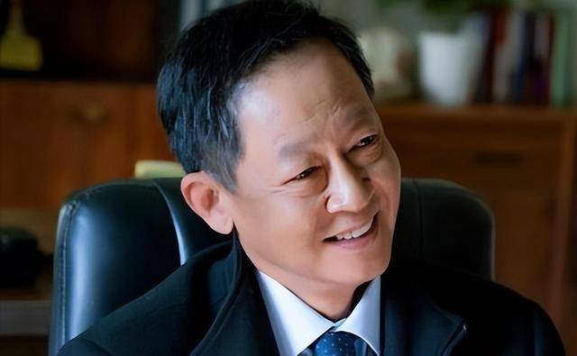 这一次,57岁的王志文,让世界刮目相看_母亲_生活_父亲
