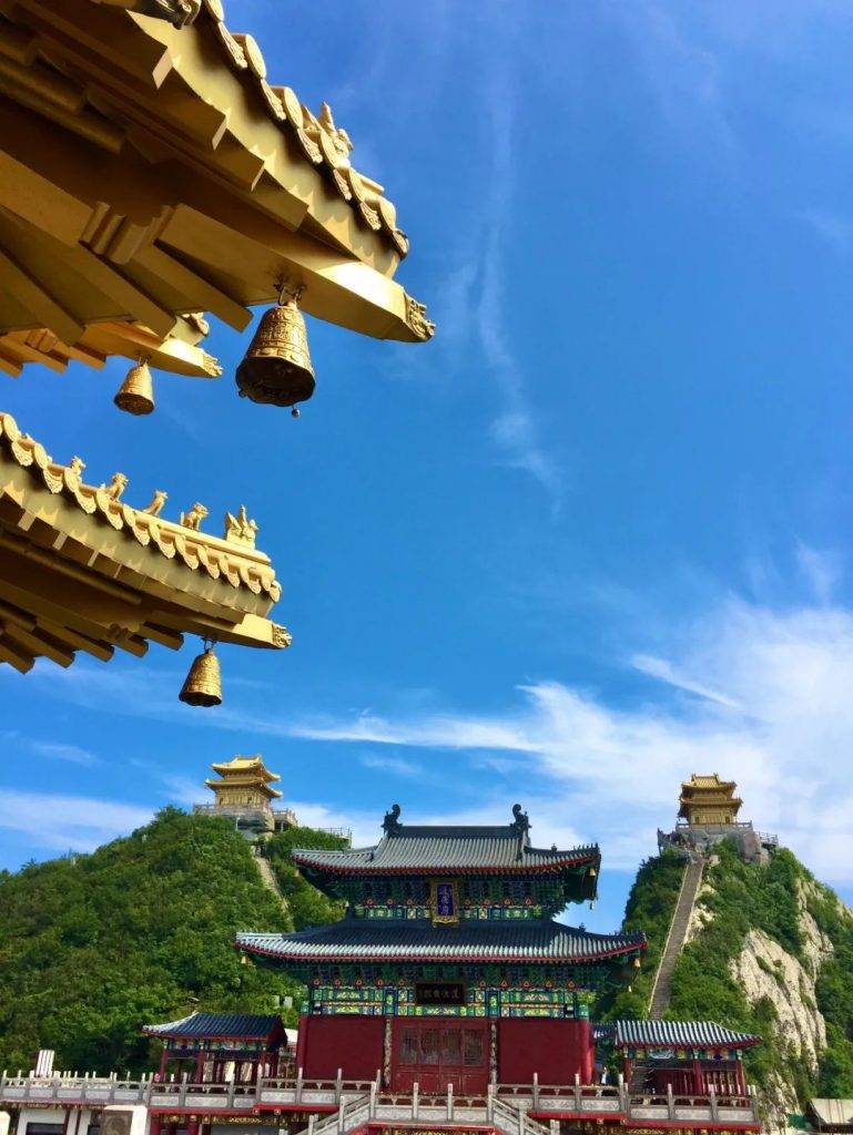 来，看看你拍的老君山云朵-老君山楼梯
