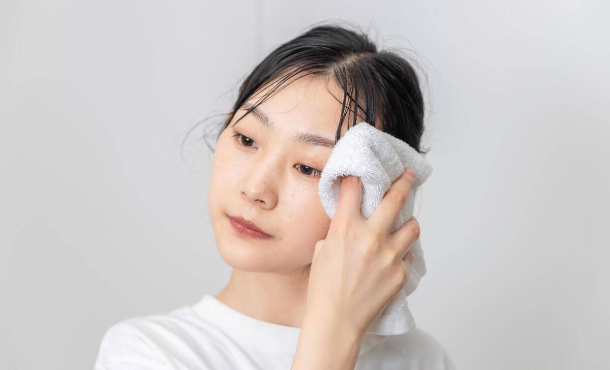 这5个小细节会让你的皮肤变得更好更年轻_时间_影响_水温