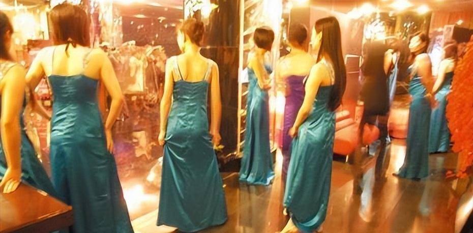 北京天上人间覆灭记,堪称娱乐会所之最,却在一夜之间被彻底摧毁_覃辉