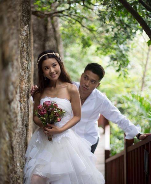 老公为她拒拍吻戏,今33岁生完孩仍似少女_李小萌_王雷_娃娃脸