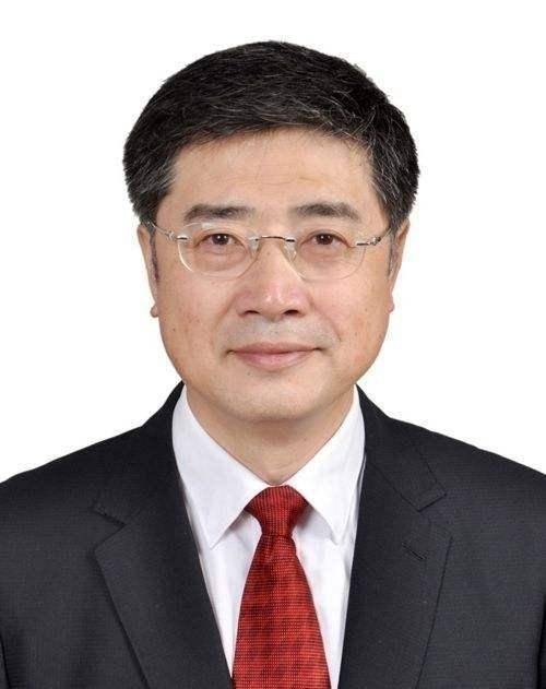 昔日春晚5位帅哥主持近况如何亚宁成总裁张政级别高而他被遗忘_观众