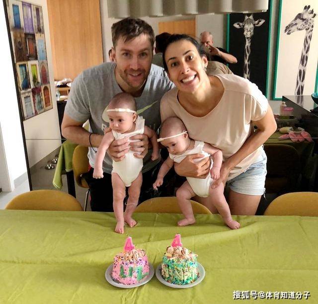 本来大家认为谢拉和自己的老公能够长久的幸福下去,但没想到他们两个