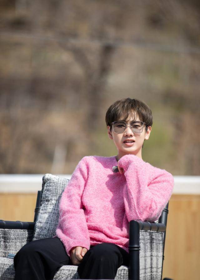 汪苏泷发晒照,阳光帅气少年感爆棚,还是小鲜肉一枚_娱乐_网络_恋情