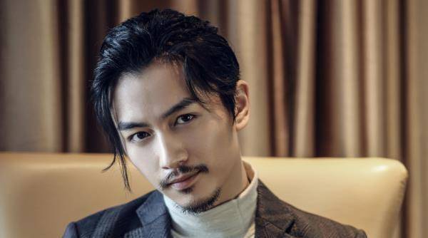 而且陈晓在体重的问题上控制的很好,他不会忽胖忽