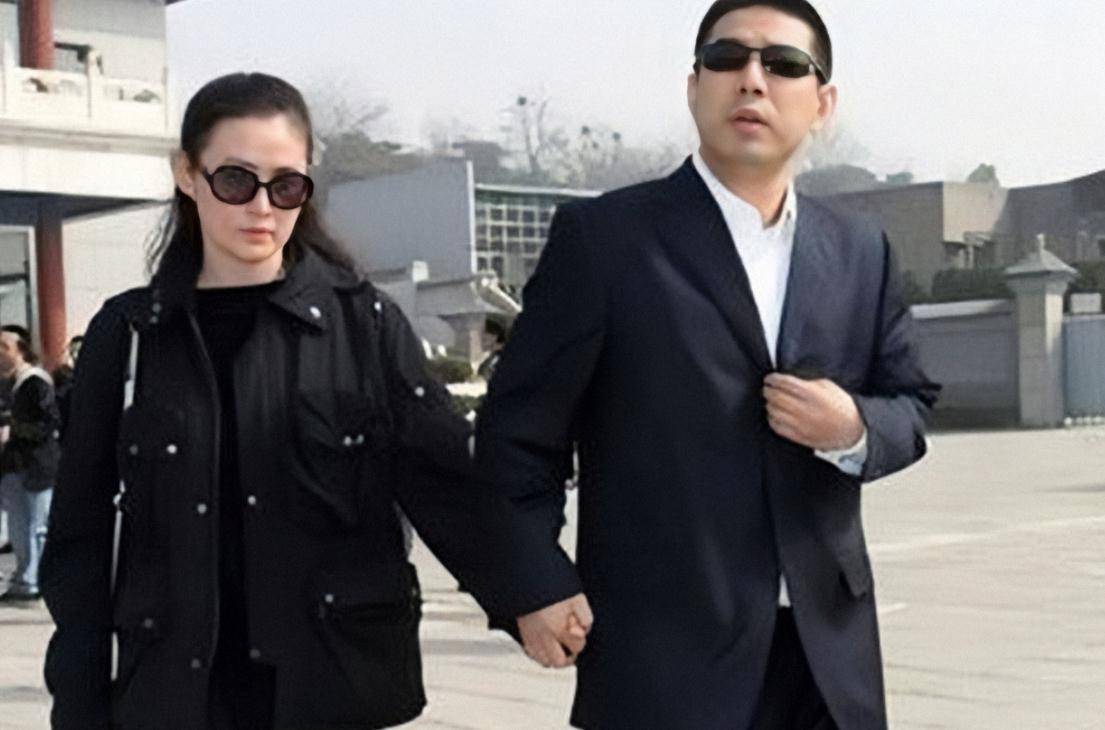 王思懿:与丁海峰有缘无分,隐婚嫁普通老公,49岁没孩子成遗憾_潘六姐