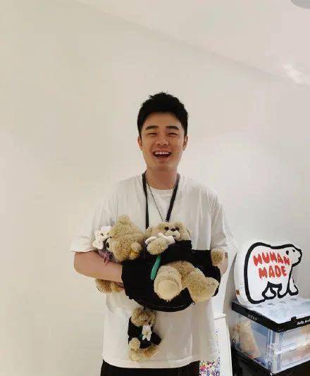 迪丽热巴男友?张艺兴开公司?春日宴选角_因为_消息_男女