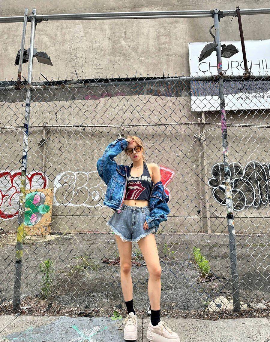 夏日随写真中宋雨琦实力全开,露肩上衣秀出修长身材_照片_时尚_魅力