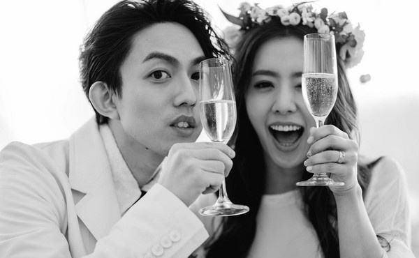 林宥嘉老婆晒二胎孕肚,轻松抱儿子状态超少女,难怪和邓紫棋分手