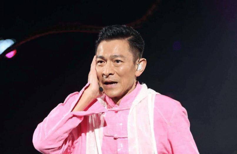 原来的刘德华为什么火了这么多年?他有什么样的魅力?_天王_tvb_四大