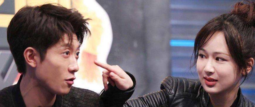 张一山发文"道歉",只是当时眼睛模糊了,以后我们都将就着过_时候_因为