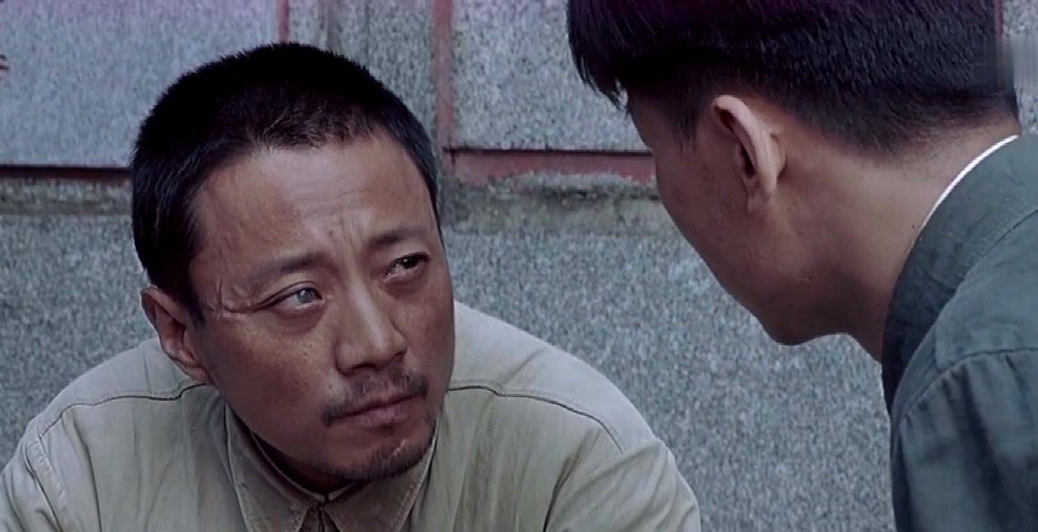 张涵予直到43岁才凭借《集结号》谷子地一角一举成名.