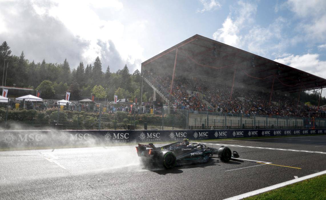 f1比利时站 与佩雷兹的撞车,汉密尔顿应该受罚吗?_比赛_塞纳_因为