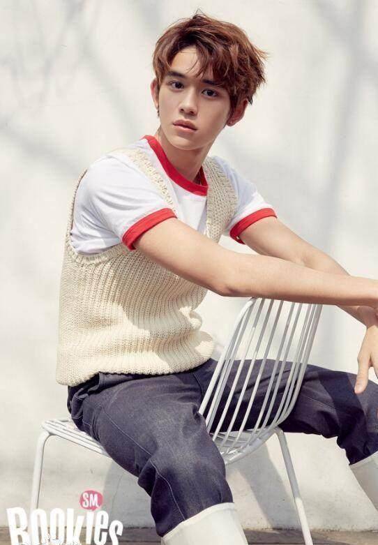 黄旭熙_娱乐_董思成