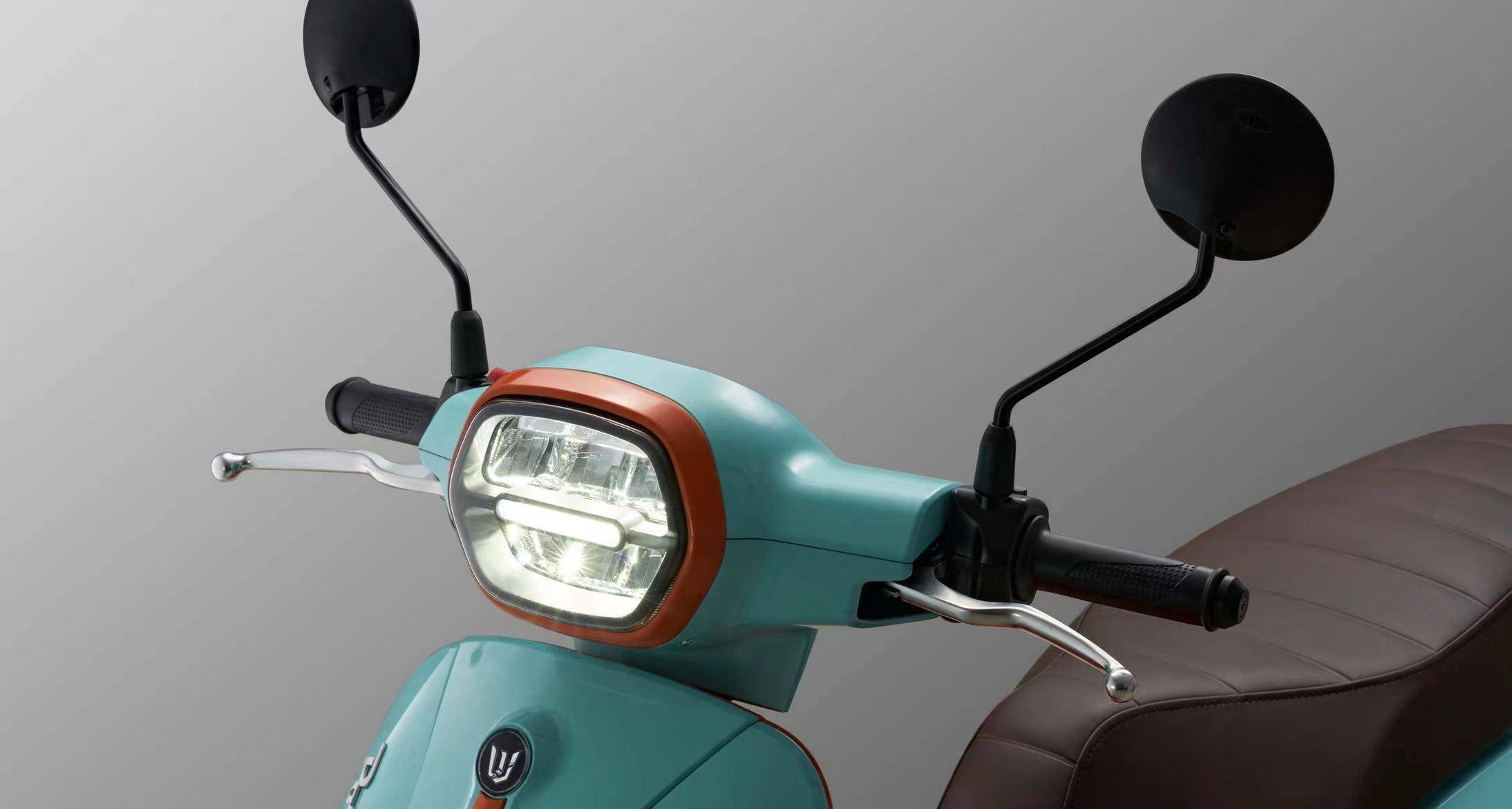 售价8999元,钱江发布新踏板菲诺125,配置实用,你会为它买单吗_搜狐