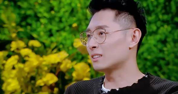 张嘉倪旅游一定要带尿盆,买超吃醋哭笑不得,当妈的都不容易!