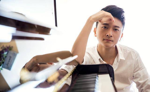 和杜江霍思燕家庭奉献温暖,嗯哼表现超赞_李凯_樊桐舟_女儿