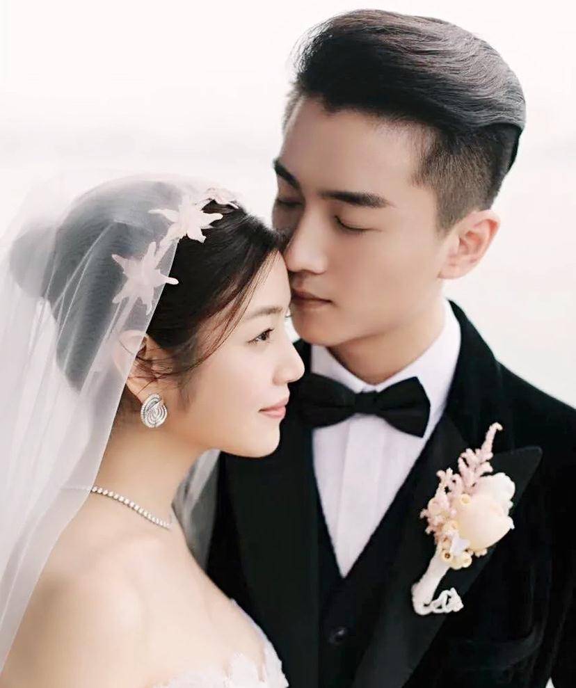 陈晓陈妍希开年二度合体营业,儿子正脸照首次曝光,大方分享小星星成长