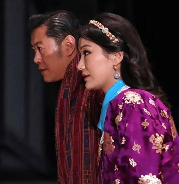 不丹国王前女友耍心机,不小心晒出亲密照,佩玛王后如何优雅反击