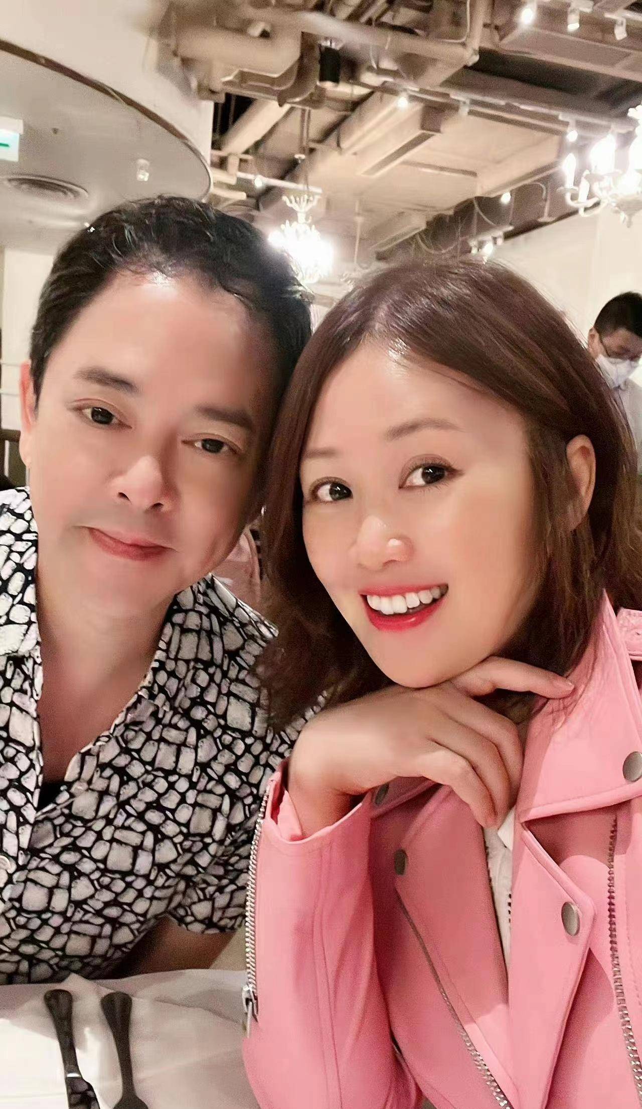 小梁现实中老婆图片