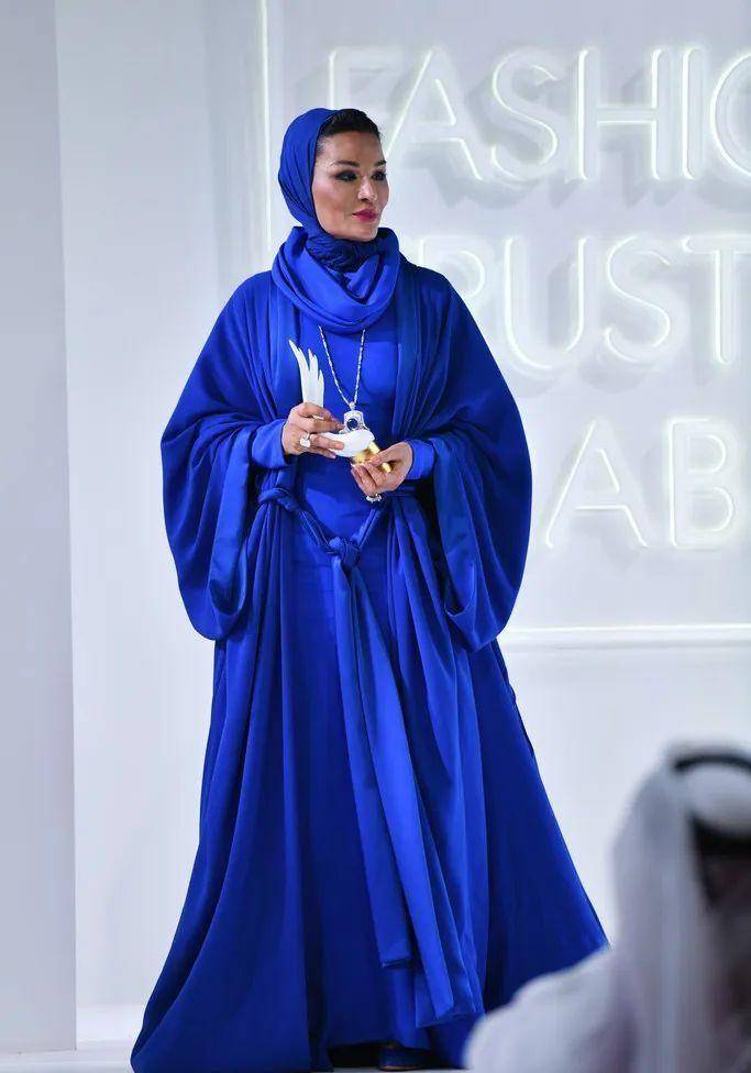 莫扎:从囚犯之女到卡塔尔太后,一心搞钱,豪掷2200亿举办世界杯_王太后