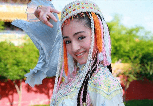 发展_麦迪娜_孙耀琦