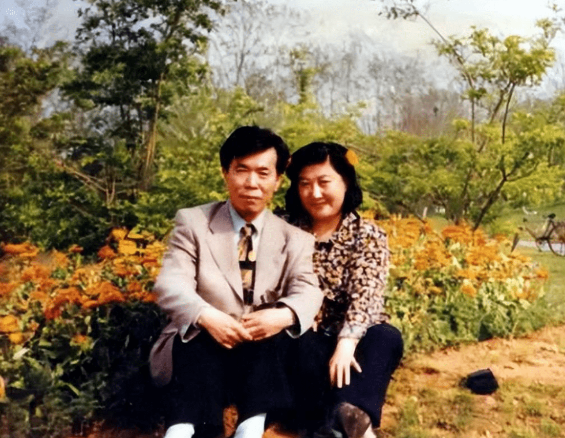 高秀敏病逝18年,最爱她的男人何庆魁如今怎样了?_合作_创作_事业