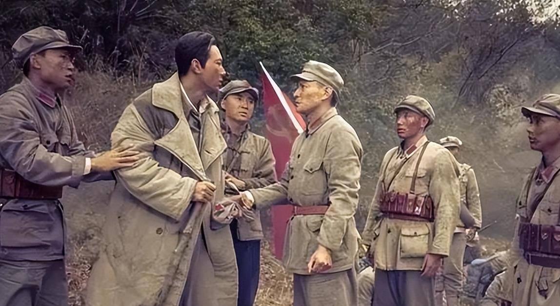 宁都起义此营长立下首功,一年后就升任红18军军长,留守苏区牺牲