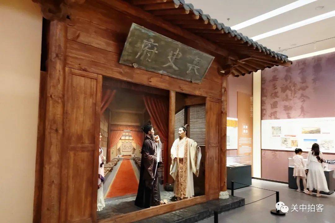 走进新疆:参观乌鲁木齐市博物馆