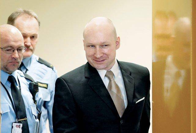 挪威枪击案:1人持枪300人受伤85人被杀,"废除死刑"的恶果_布雷维克