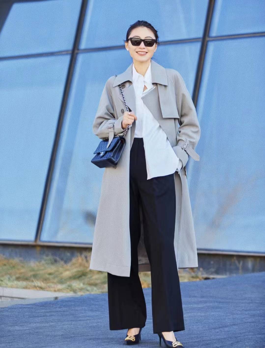 黑裤子搭配白衬衣,优雅气质穿出高级感!