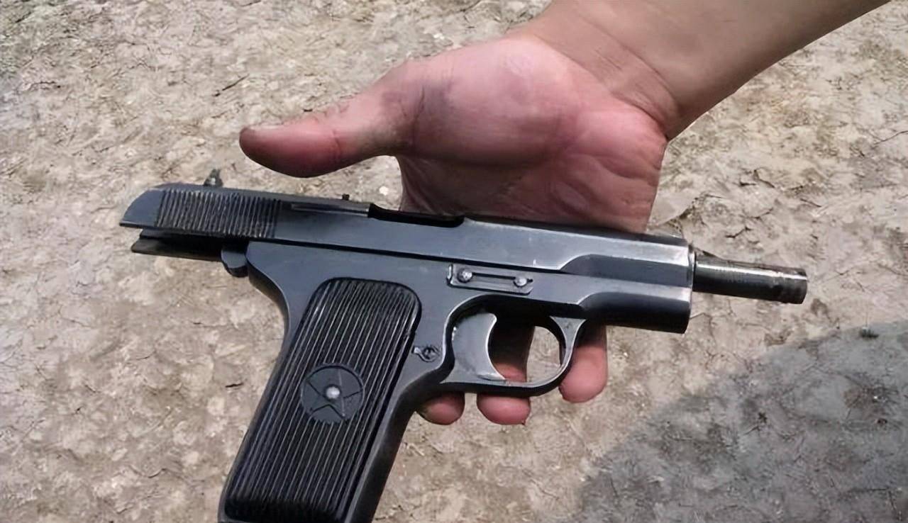 "长寿"的54式手枪,68年来人人爱不释手,为何能够经久不衰?