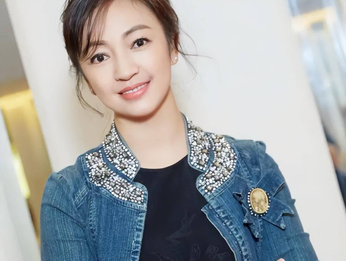 罗海琼:嫁华谊总裁,不放弃事业,如今演33岁男演员的妈_费麒_舞蹈_时候