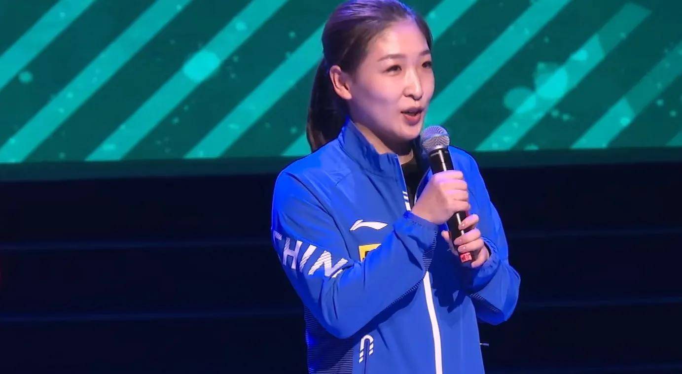 刘诗雯武大靖出席大运会活动接受采访,小枣一句话让球迷笑出声!