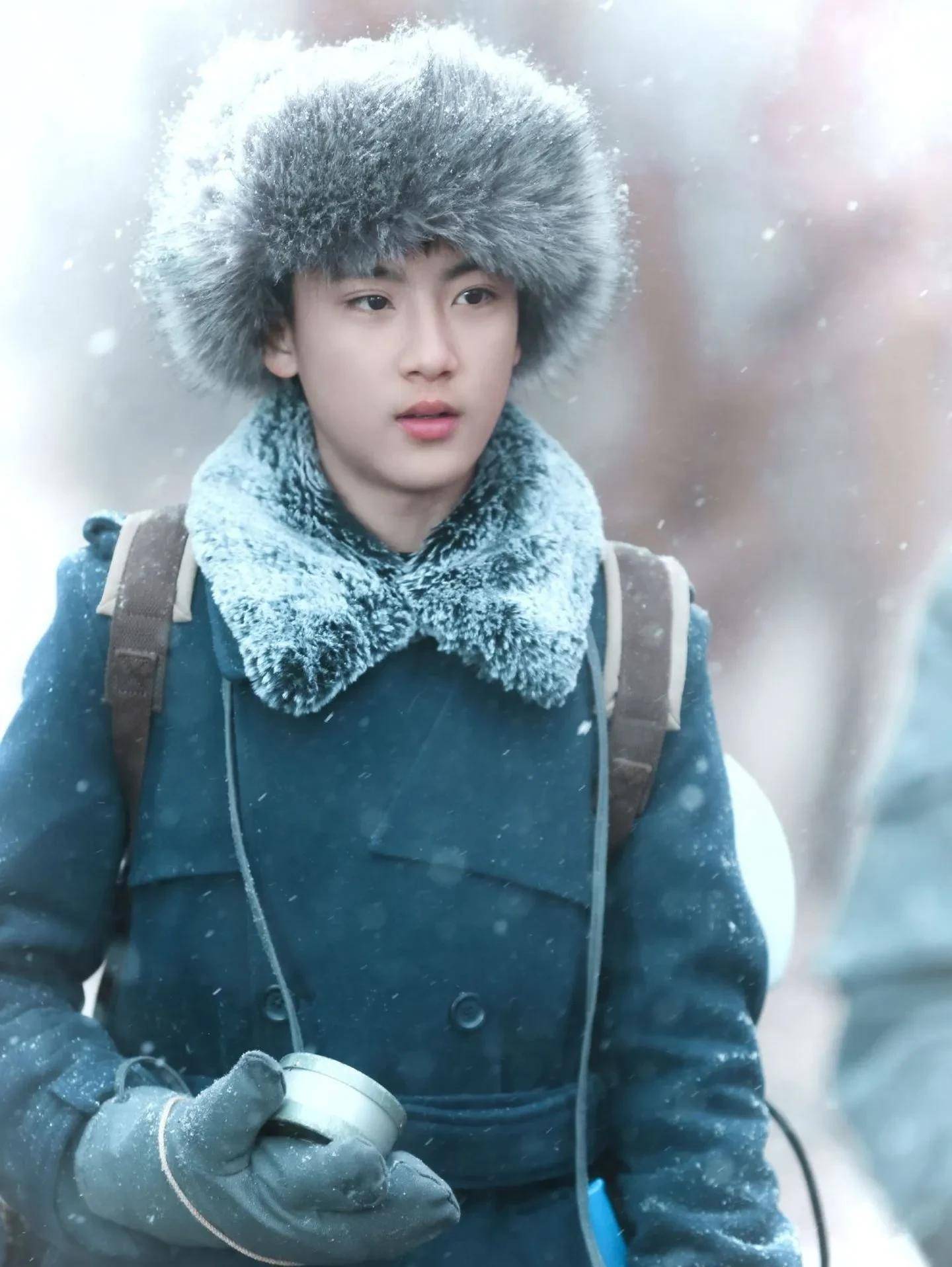 "贾宝玉"边程的崩塌史,16岁的他出道10年,曾被称娱乐圈奇才_任敏_河北