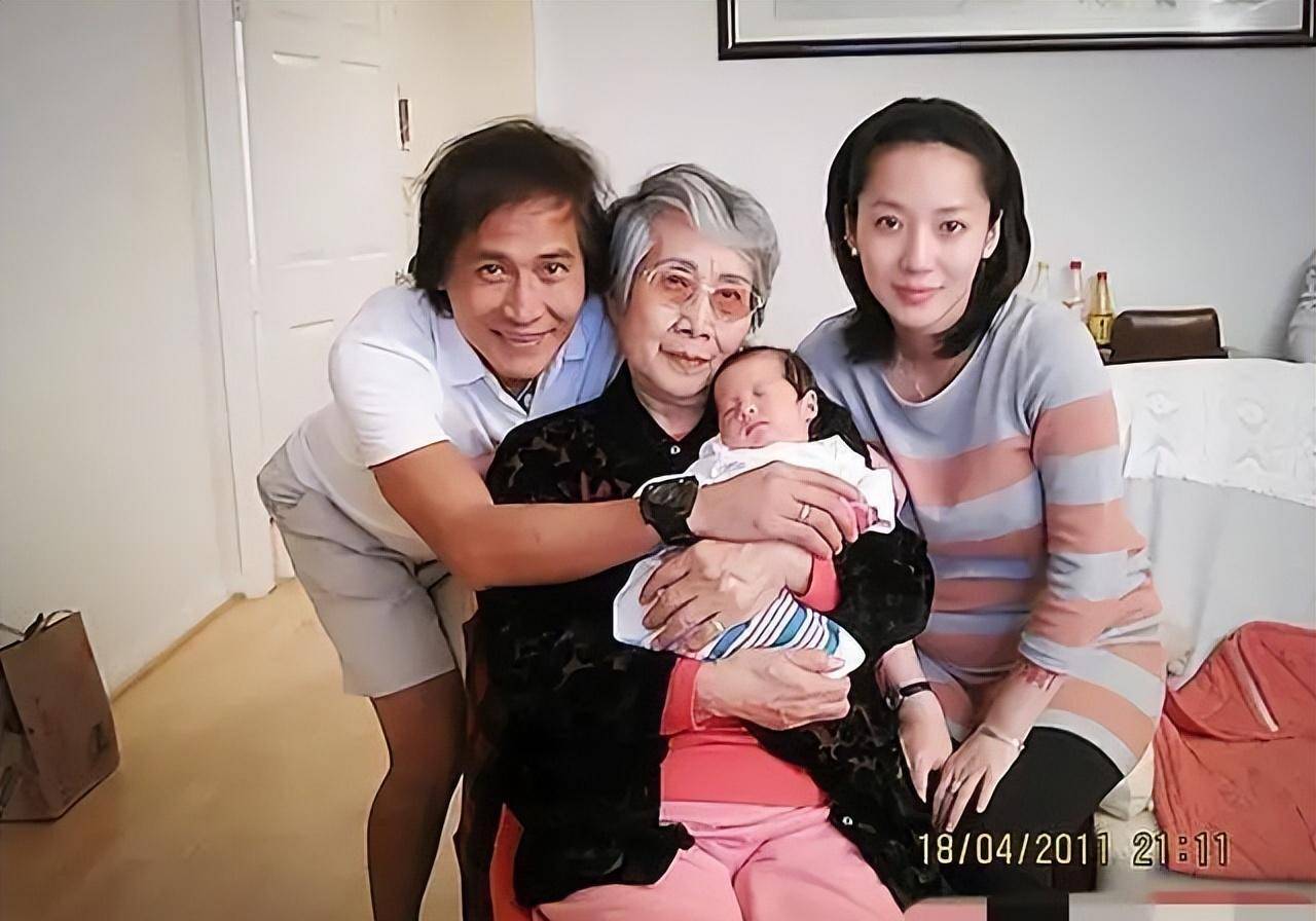 62岁齐秦长居内地曝近况!