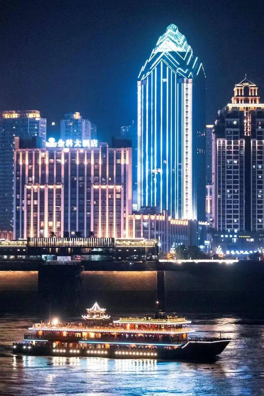 涪陵最浪漫的「江上city walk」,在这里_乌江_两岸_城市