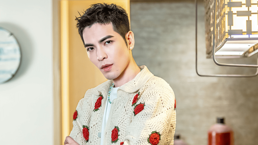 萧敬腾晒全家福,未婚妻同框引网友关注_summer_笑容_媒体