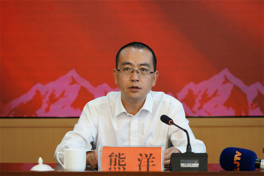 永胜县县长图片