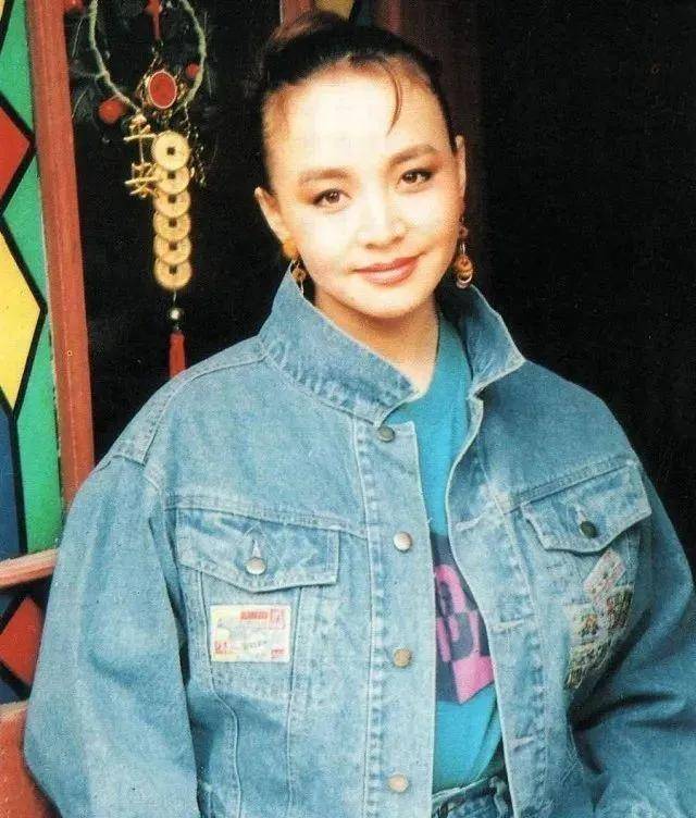 演员赵明明:分手那天抱着女儿大哭,52岁依旧单身_宋丹丹_朋友家_儿子