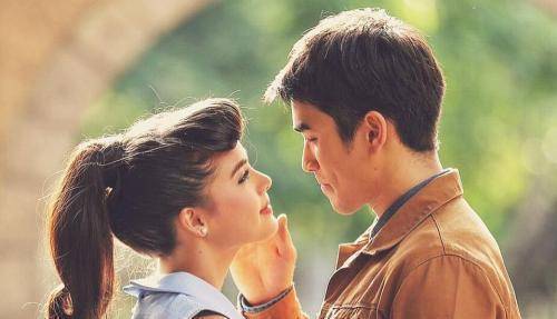 aff女儿温情一吻泰星push哥婚礼已经过去半月有余,婚礼上女星aff女儿