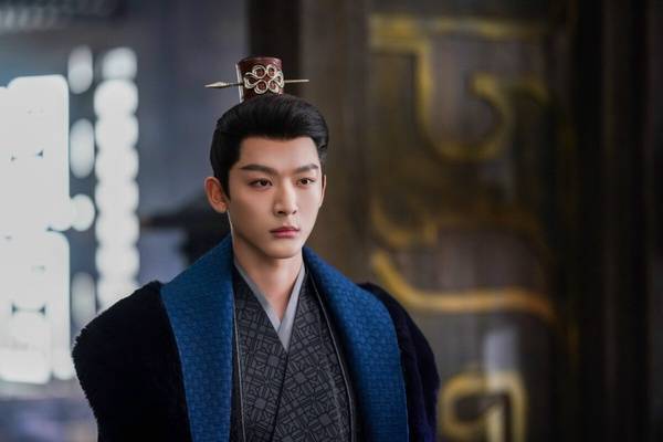 吴磊第6,张晚意第2,冠军天生长了张权谋脸_图片_来源_微博