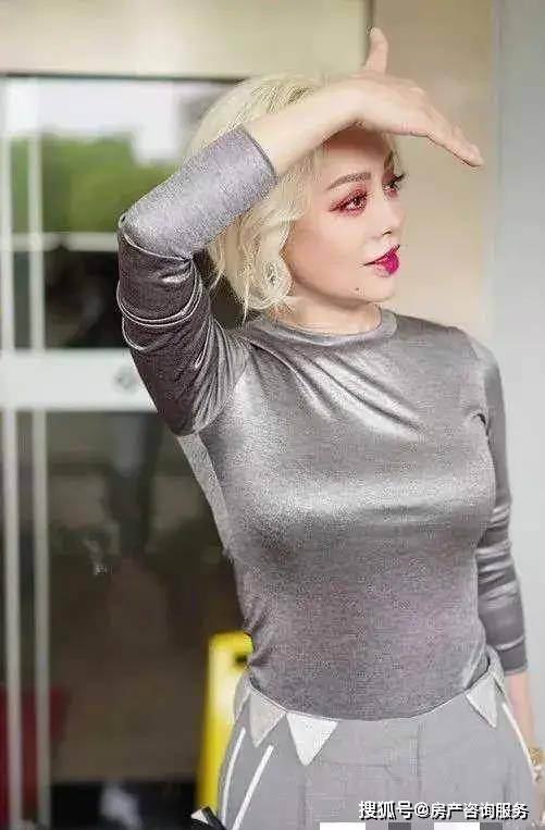 宁静的妆越来越吓人,这次可以直接进墓了!_形象_明星_身材