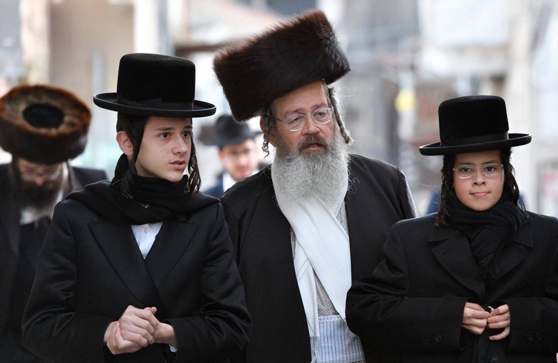 在中国吸血百年的犹太家族:侵入核心业务,操控主权,今声名狼藉_沙逊