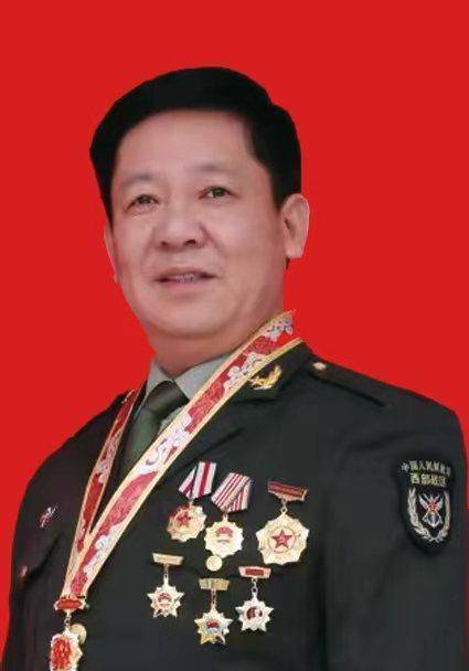 王爱新,山东省定陶县人,1966年6月出生,中共党员