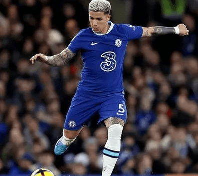 基恩:里斯-詹姆斯这样的防守还不如停下来去喝杯茶_切尔西_迪亚斯